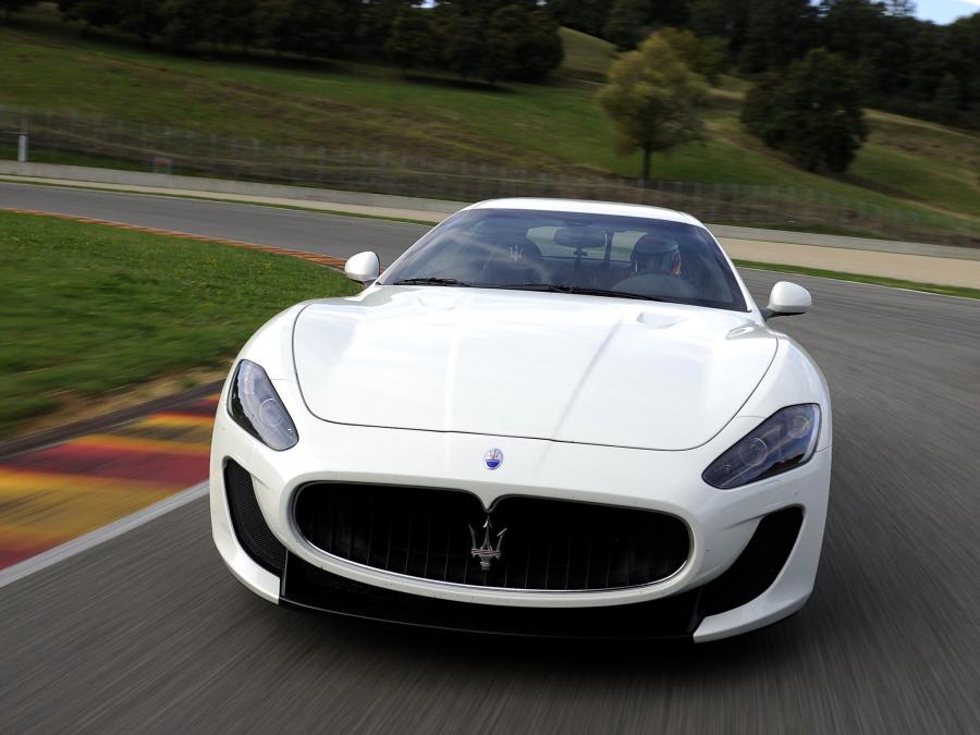  Maserati GranTurismo MC Stradale 2010 года  (фото 15 из 119)